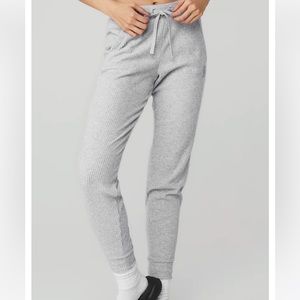 Alo muse sweatpants size small